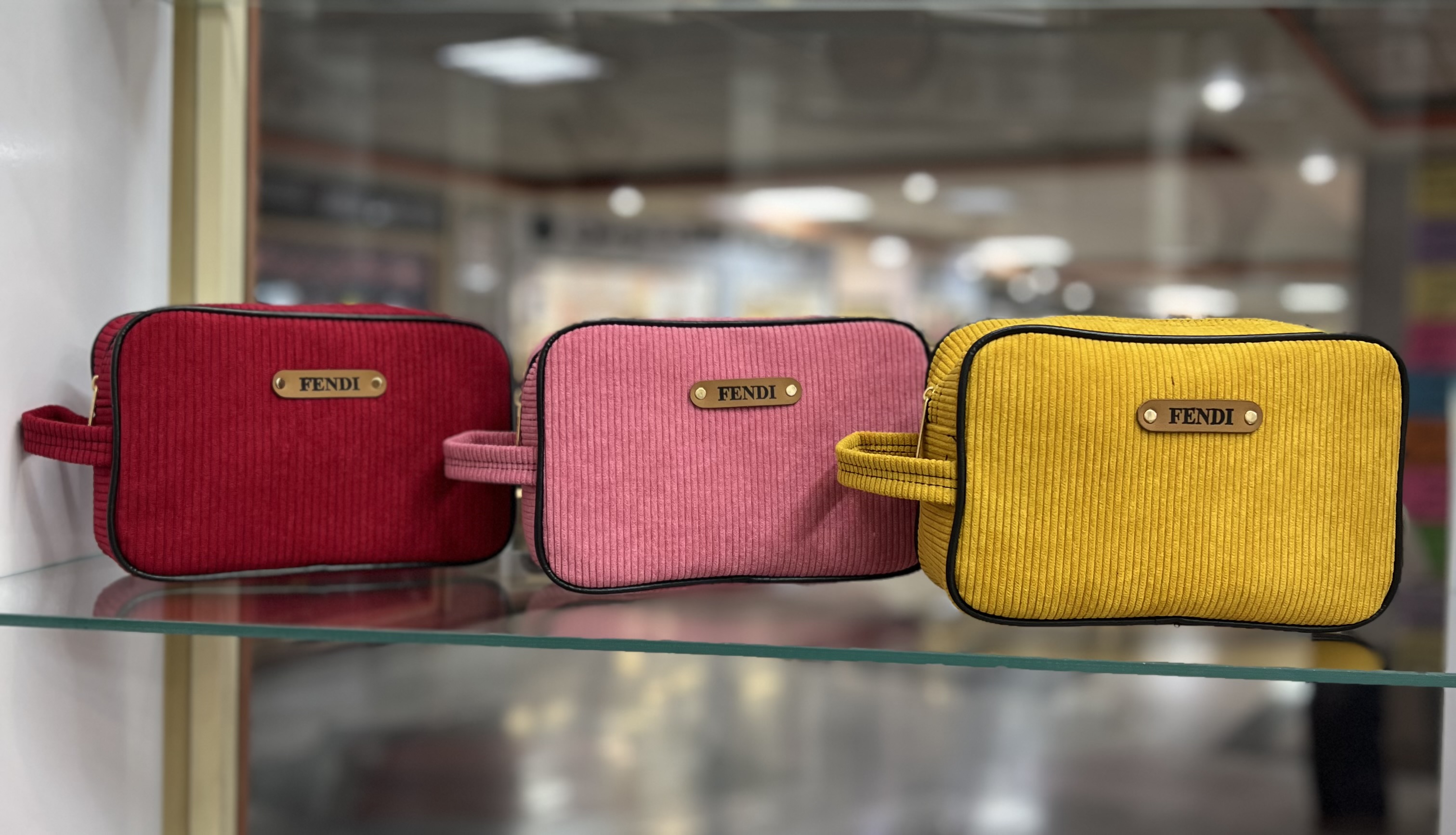 کیف لوازم آرایش کبریتی fendi